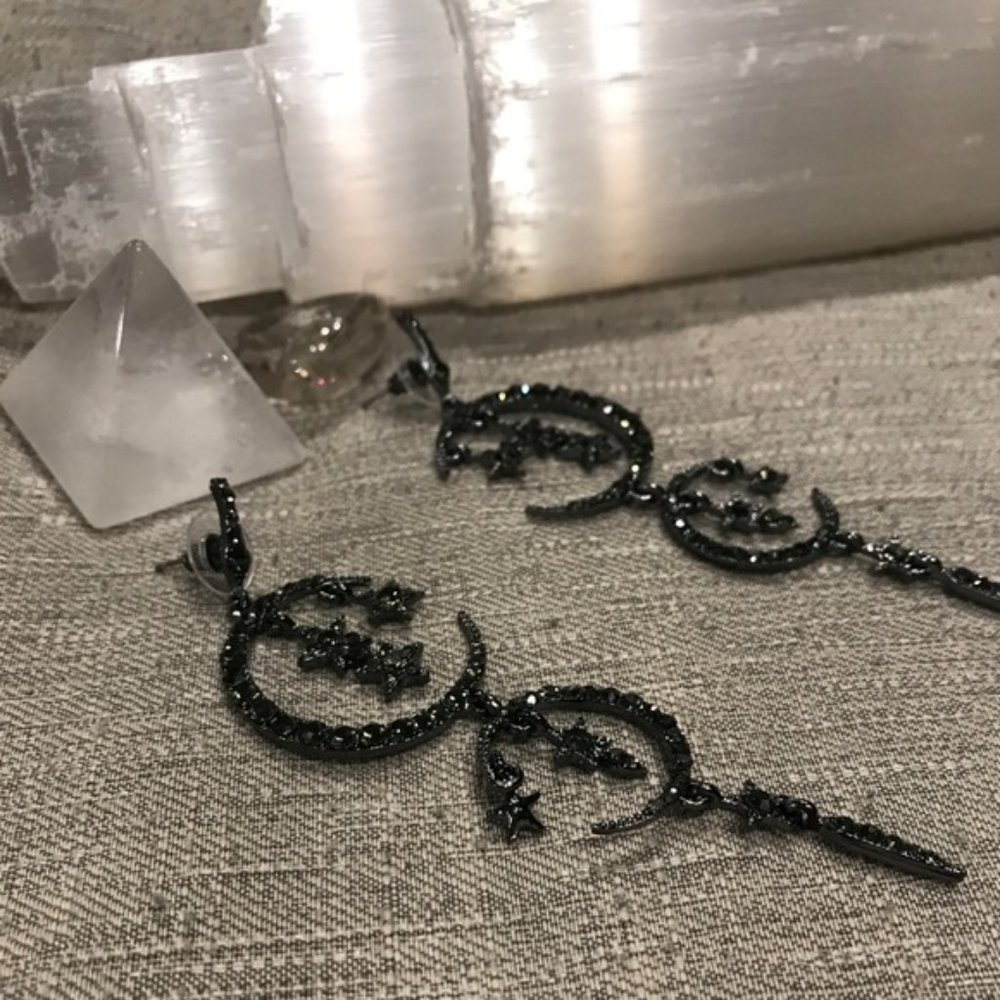 Magic Moon & Stars Chandi Earrings - Picture 4 of 6